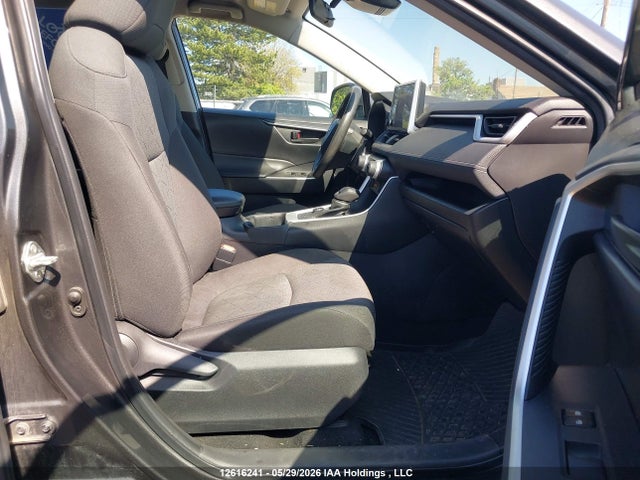Продажа на аукционе авто 2023 Toyota Rav4 Hybrid, vin: 2T3BWRFV3PW152942, номер лота: 12616241