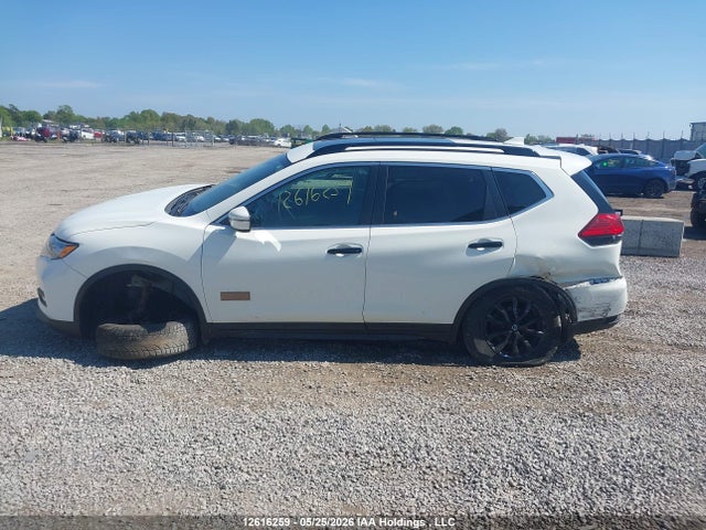 12616259 :رقم المزاد ، 5N1AT2MV0HC756947 vin ، 2017 Nissan Rogue Sv/sl مزاد بيع