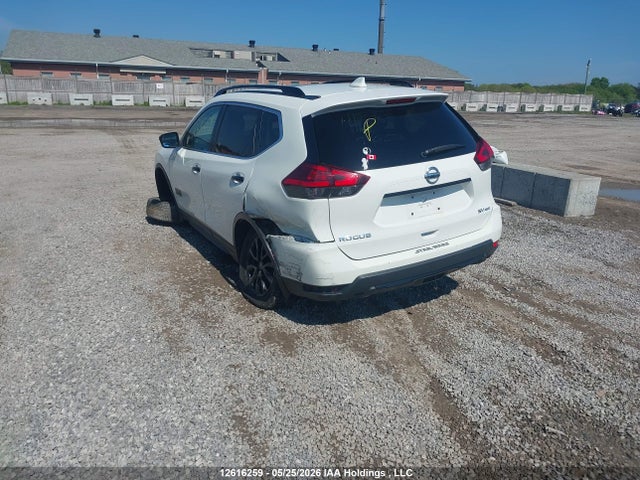 12616259 :رقم المزاد ، 5N1AT2MV0HC756947 vin ، 2017 Nissan Rogue Sv/sl مزاد بيع