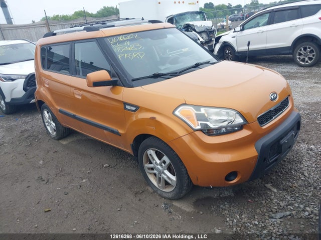2010 Kia Soul 2.0l 2u/2.0l 4u/2.0l 4u Burner/2.0l 4u Retro/2.0l 4u Sx მანქანა იყიდება აუქციონზე, vin: KNDJT2A23A7152483, აუქციონის ნომერი: 12616268