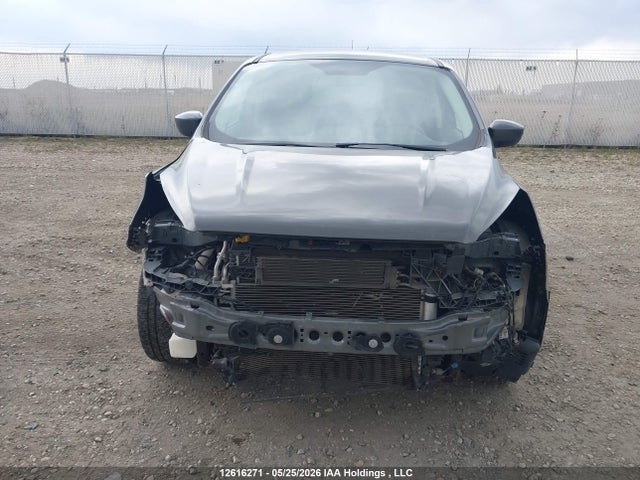 1FMCU0GD9KUA37193 Ford ESCAPE SE