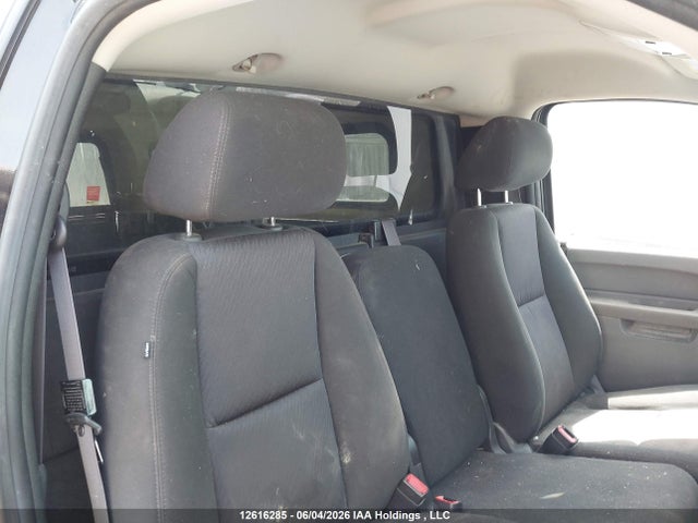Продажа на аукционе авто 2011 Chevrolet Silverado K1500 Ls, vin: 1GCNKRE08BZ193218, номер лота: 12616285