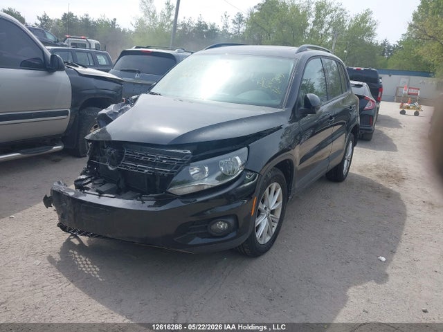 WVGJV7AX8FW581565 Volkswagen Tiguan S/se/sel/r-line