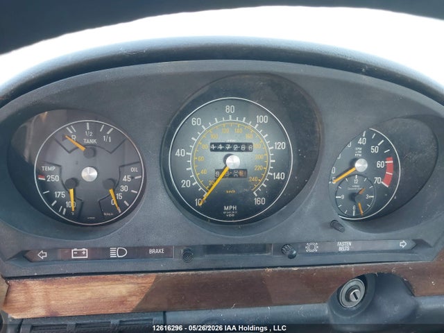 12616296 :رقم المزاد ، 12065181 vin ، 1977 Mercedes-benz  مزاد بيع