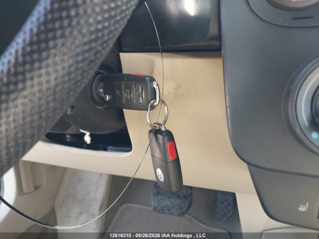 12616310 :رقم المزاد ، 3VWCK21Y63M320946 vin ، 2003 Volkswagen New Beetle Gls مزاد بيع
