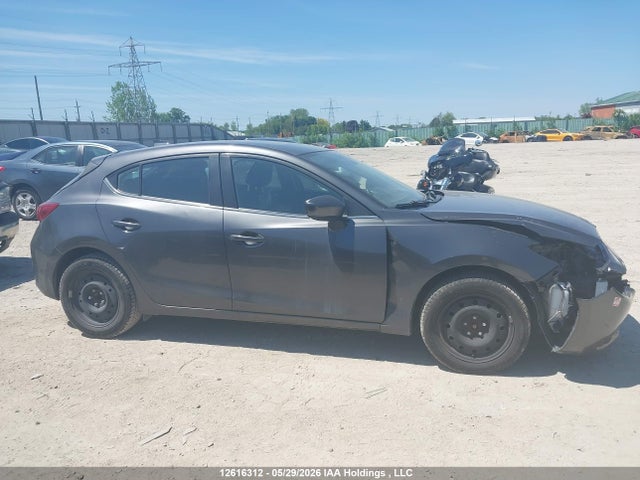 Aukcja sprzedaży 2017 Mazda Mazda3 Gt, vin: JM1BN1M32H1105715, numer aukcji: 12616312