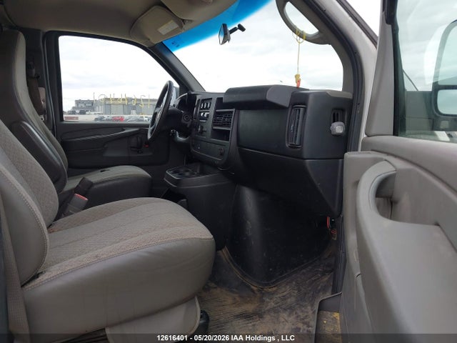 Продаж на аукціоні авто 2010 Chevrolet Express 2500 Standard, vin: 1GCZGGBGXA1159030, номер лоту: 12616401