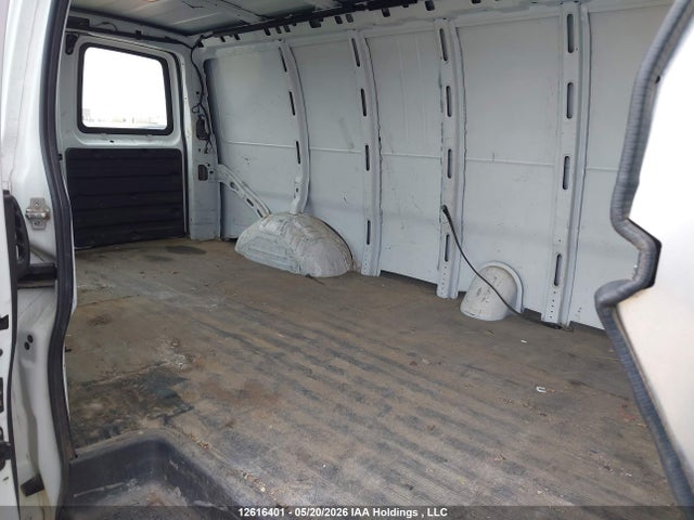 Продаж на аукціоні авто 2010 Chevrolet Express 2500 Standard, vin: 1GCZGGBGXA1159030, номер лоту: 12616401