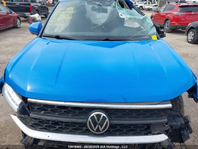 3VVEX7B2XNM000957 Volkswagen Taos