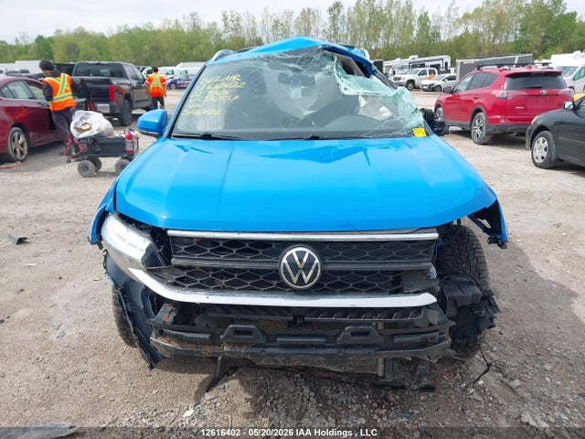 3VVEX7B2XNM000957 Volkswagen Taos