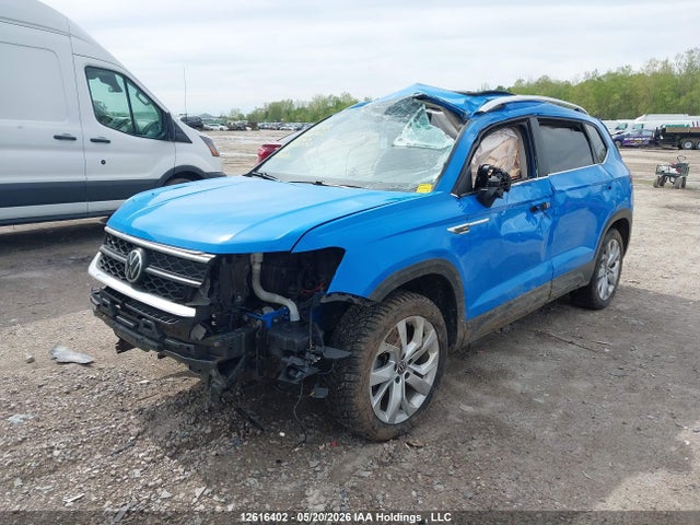3VVEX7B2XNM000957 Volkswagen Taos