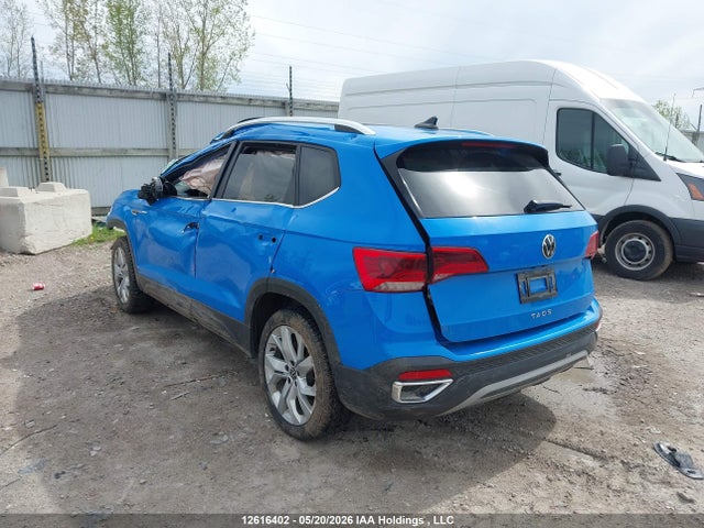 3VVEX7B2XNM000957 Volkswagen Taos