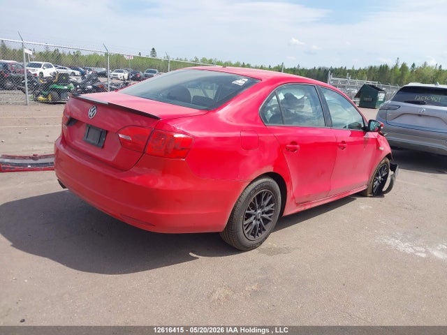 2014 Volkswagen Jetta 2.0l Comfortline მანქანა იყიდება აუქციონზე, vin: 3VWDK7AJ5EM402190, აუქციონის ნომერი: 12616415
