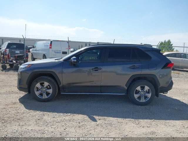 12616423 :رقم المزاد ، 2T3R1RFVXNC264066 vin ، 2022 Toyota Rav4 Xle مزاد بيع