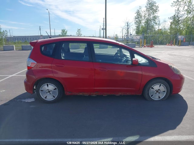 2010 Honda Fit Lx მანქანა იყიდება აუქციონზე, vin: JHMGE8H58AC802650, აუქციონის ნომერი: 12616425