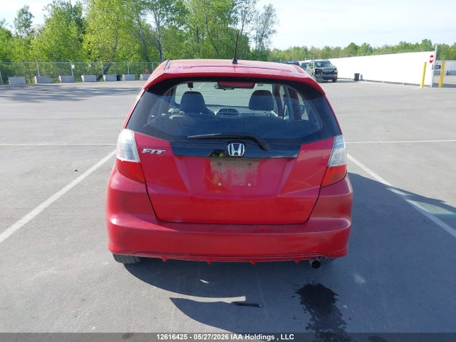 2010 Honda Fit Lx მანქანა იყიდება აუქციონზე, vin: JHMGE8H58AC802650, აუქციონის ნომერი: 12616425