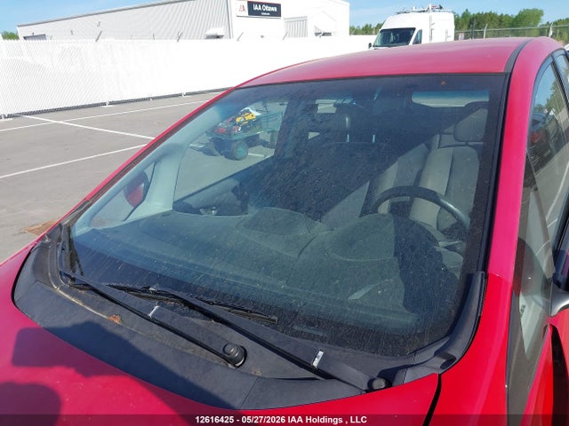 2010 Honda Fit Lx მანქანა იყიდება აუქციონზე, vin: JHMGE8H58AC802650, აუქციონის ნომერი: 12616425