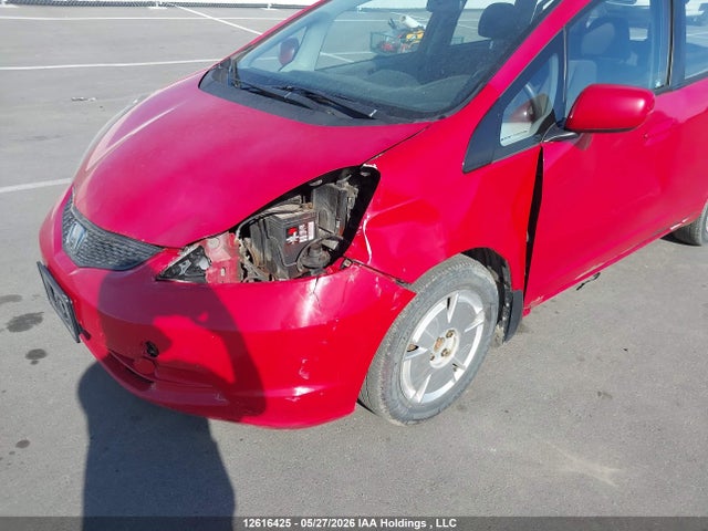 2010 Honda Fit Lx მანქანა იყიდება აუქციონზე, vin: JHMGE8H58AC802650, აუქციონის ნომერი: 12616425