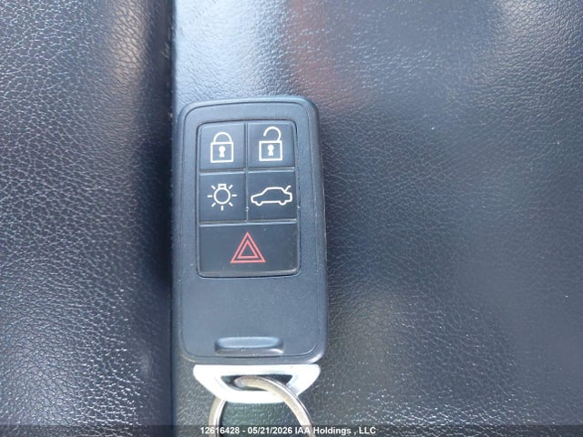Продажа на аукционе авто 2015 Volvo Xc60 T5 Premier, vin: YV4612RK3F2655349, номер лота: 12616428
