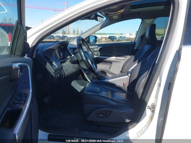 Продажа на аукционе авто 2015 Volvo Xc60 T5 Premier, vin: YV4612RK3F2655349, номер лота: 12616428