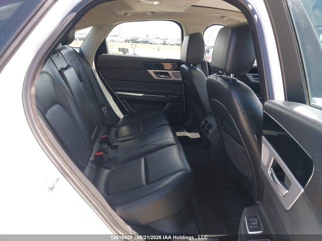 SAJBK4FXXLCY85956 Jaguar Xf Prestige