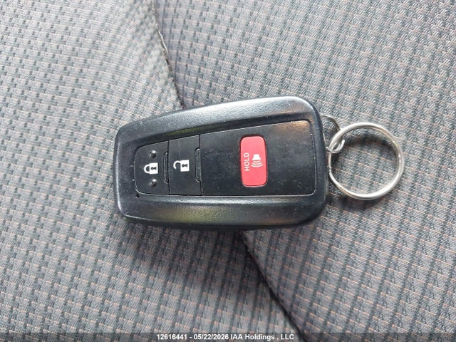 5TDBZRBHXLS502148 Toyota Highlander Le