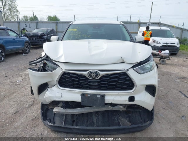 5TDBZRBHXLS502148 Toyota Highlander Le