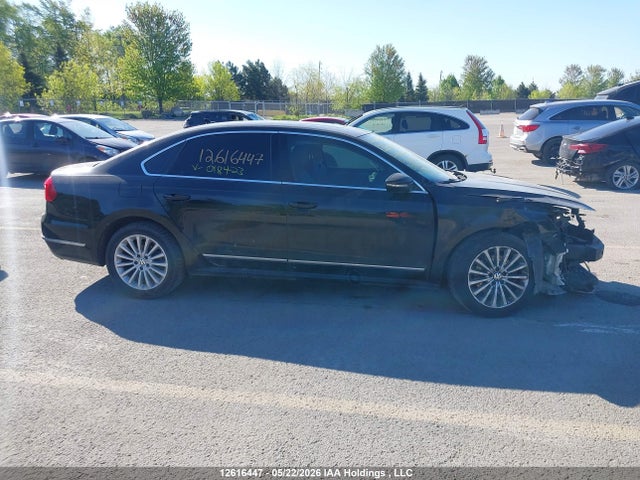 1VWBS7A33GC018423 Volkswagen Passat 1.8 Tsi Comfortline