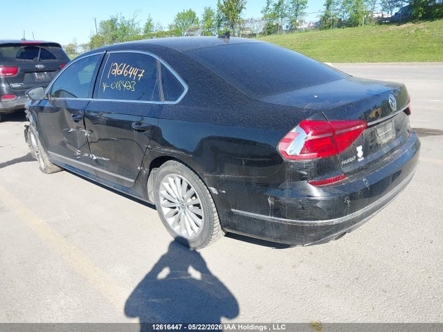 1VWBS7A33GC018423 Volkswagen Passat 1.8 Tsi Comfortline