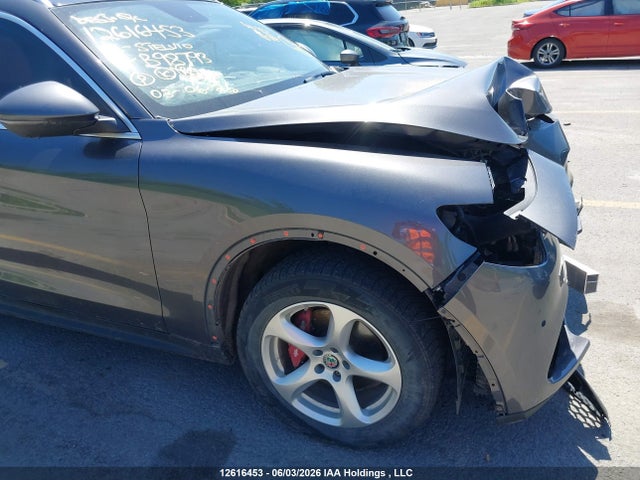 Продаж на аукціоні авто 2018 Alfa Romeo Stelvio, vin: ZASFAKANXJ7B98793, номер лоту: 12616453