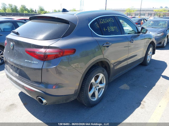 Продаж на аукціоні авто 2018 Alfa Romeo Stelvio, vin: ZASFAKANXJ7B98793, номер лоту: 12616453