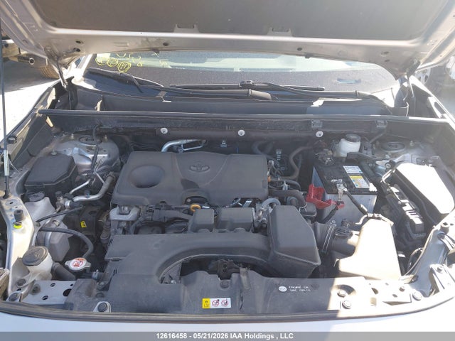2T3B1RFV6NC318531 Toyota RAV4 LE