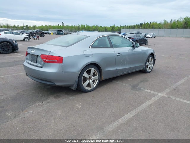 2011 Audi A5 2.0t Premium Plus მანქანა იყიდება აუქციონზე, vin: WAUVFBFR2BA066047, აუქციონის ნომერი: 12616473