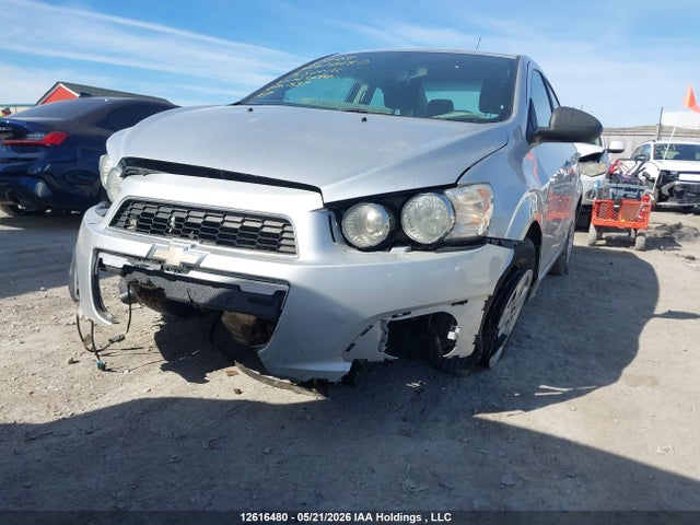 Aukcja sprzedaży 2015 Chevrolet Sonic Lt Auto, vin: 1G1JC5SH6F4123694, numer aukcji: 12616480