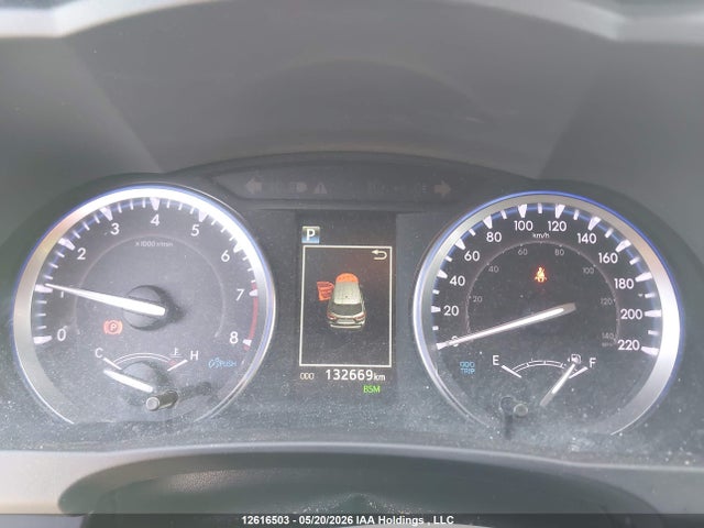 Продажа на аукционе авто 2019 Toyota Highlander Xle, vin: 5TDJZRFH4KS593776, номер лота: 12616503