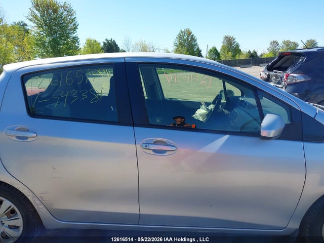 12616514 :رقم المزاد ، JTDKTUD38DD543381 vin ، 2013 Toyota Yaris مزاد بيع