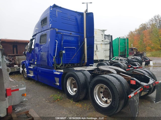 Volvo VNL 2018 4V4NC9EH0JN998756 Image 14