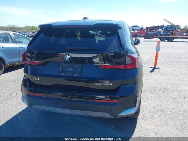 WBX73EF09S5307038 BMW X1 Xdrive28i