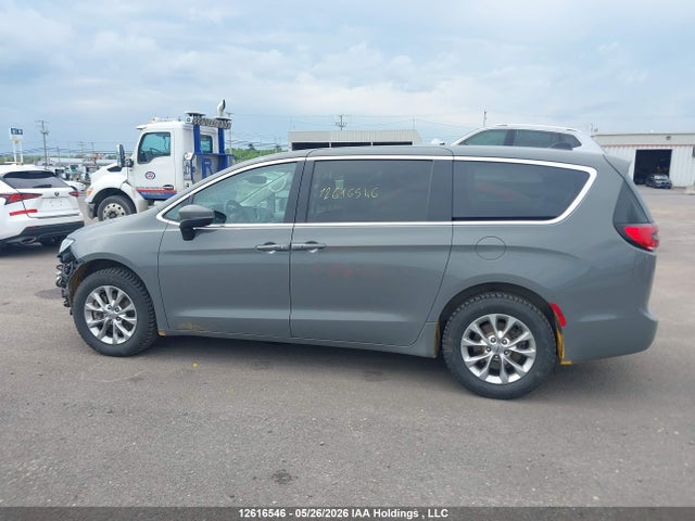 Chrysler Pacifica Touring L 2023 2C4RC3BG0PR614914 Image 14