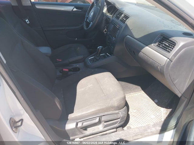 3VW2K7AJ7FM351834 Volkswagen Jetta 2.0l Trendline/2.0l Trendline+