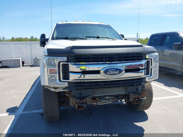 Продаж на аукціоні авто 2018 Ford F-350 Xlt, vin: 1FT8W3BT7JEB93309, номер лоту: 12616571