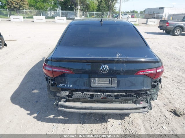 3VWGM7BU1RM070352 Volkswagen Jetta Highline