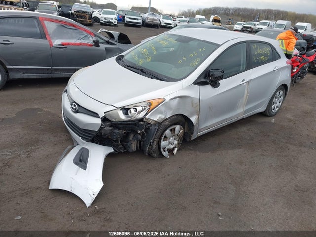 2013 Hyundai Elantra Gt Gl მანქანა იყიდება აუქციონზე, vin: KMHD25LE5DU098551, აუქციონის ნომერი: 12606096