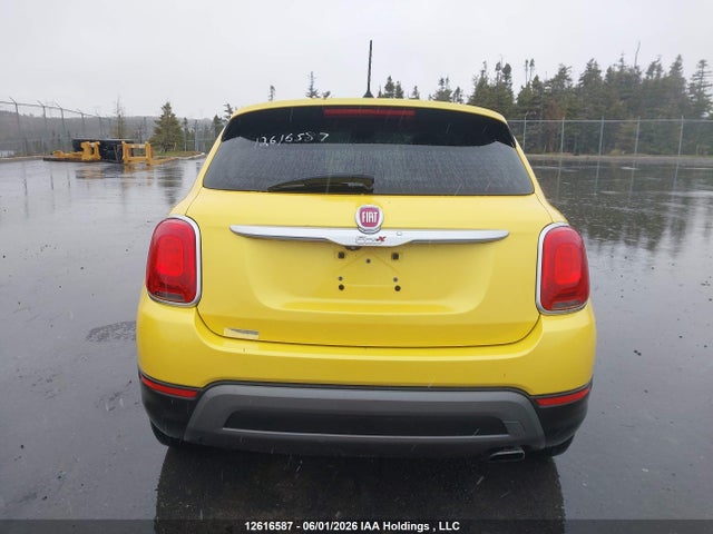 2017 Fiat 500x Trekking მანქანა იყიდება აუქციონზე, vin: ZFBCFXCB3HP585079, აუქციონის ნომერი: 12616587