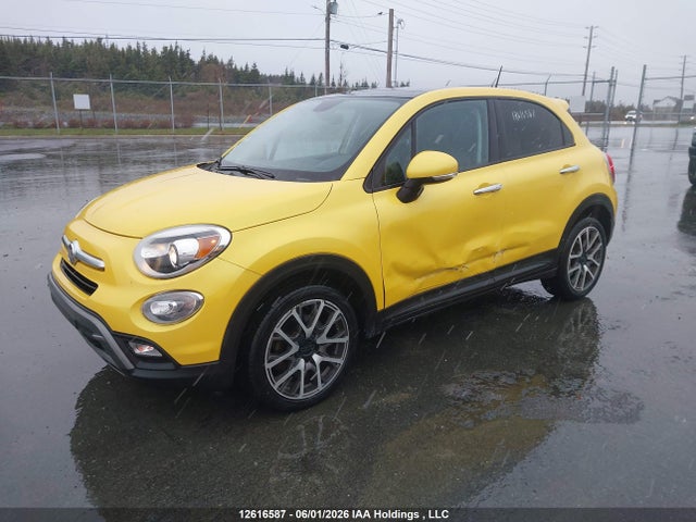 2017 Fiat 500x Trekking მანქანა იყიდება აუქციონზე, vin: ZFBCFXCB3HP585079, აუქციონის ნომერი: 12616587