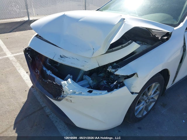 JM1BPAKM7R1708943 Mazda Mazda3 Sport Gx