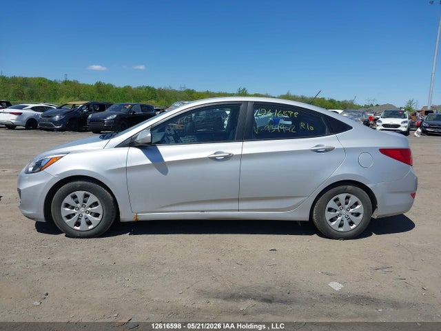 Продажа на аукционе авто 2015 Hyundai Accent Gls, vin: KMHCT4AE7FU939942, номер лота: 12616598