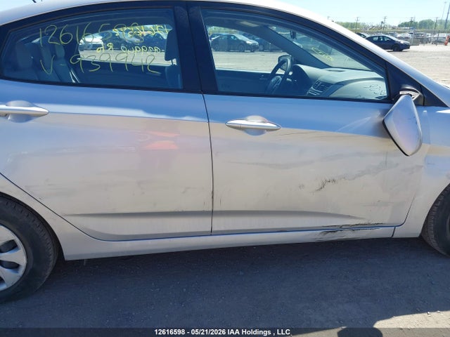Продажа на аукционе авто 2015 Hyundai Accent Gls, vin: KMHCT4AE7FU939942, номер лота: 12616598