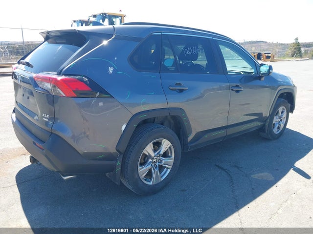 2T3R1RFV0NC297836 Toyota Rav4 Xle