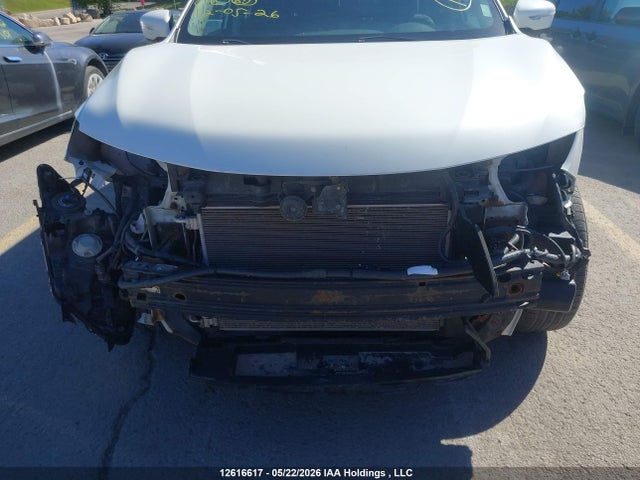 5N1AT2MV7FC802268 Nissan Rogue S/sl/sv